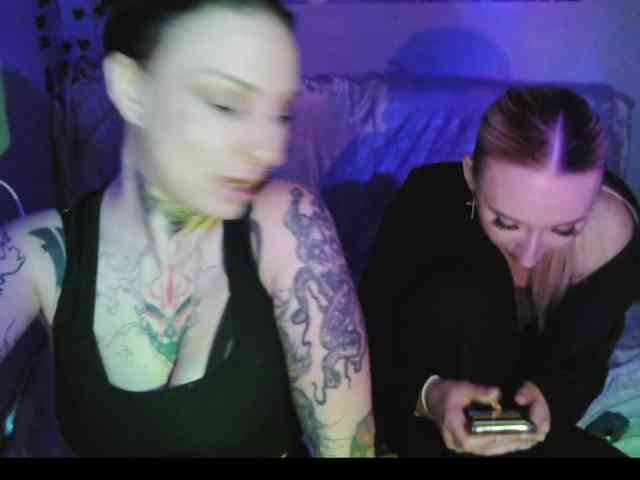 live amateur porn HornyMistresses