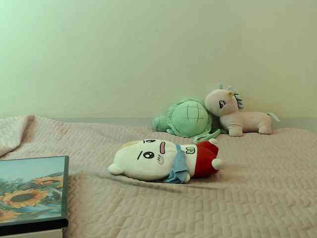 Meme-Miuu Live Webcam on BongaCams