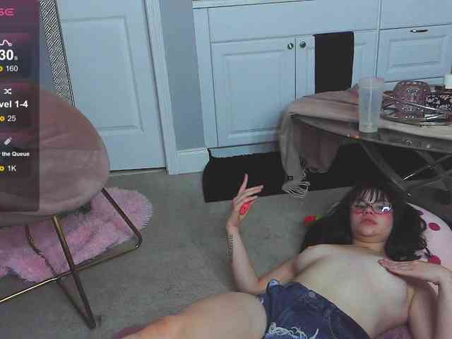 LunaMilav webcam