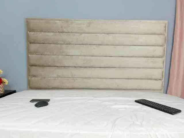 AgathaFiore webcam