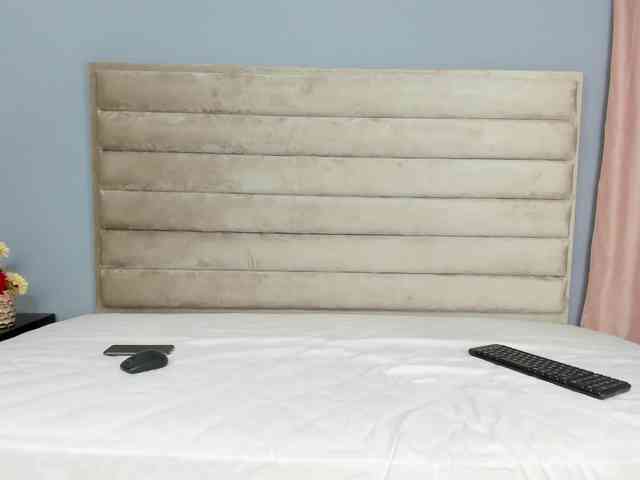 AgathaFiore webcam