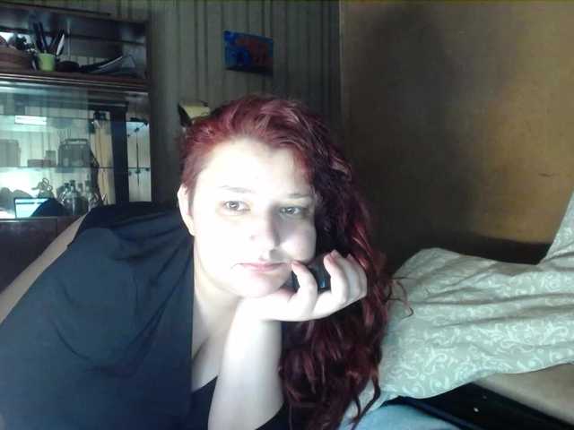 le modèle terryfoks est en webcam porno dans un show sur le site bongacams, il possède les tags suivants: White/Caucasian,Brunette,Shaved