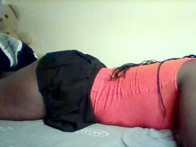 Sexxy-slim-honey webcam bongacams model stream image