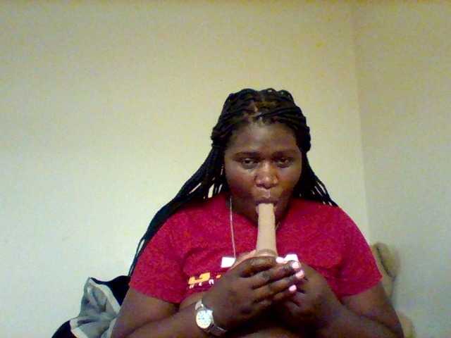 Sexxy-slim-honey webcam bongacams model stream image