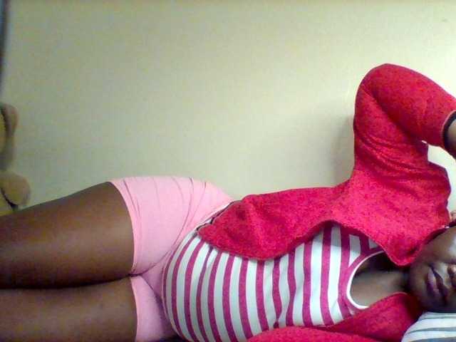 Sexxy-slim-honey webcam bongacams model stream image