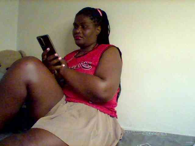 Sexxy-slim-honey webcam