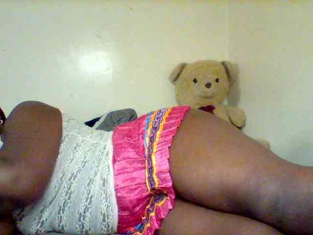 Sexxy-slim-honey webcam