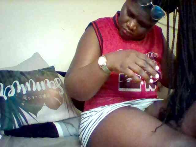 Sexxy-slim-honey webcam