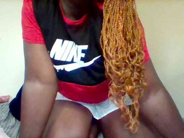 Sexxy-slim-honey webcam