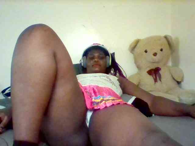 Sexxy-slim-honey Live Webcam on BongaCams