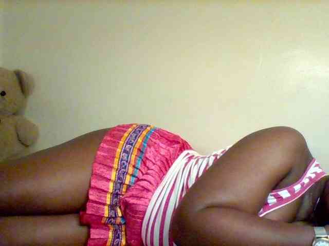 Sexxy-slim-honey webcam