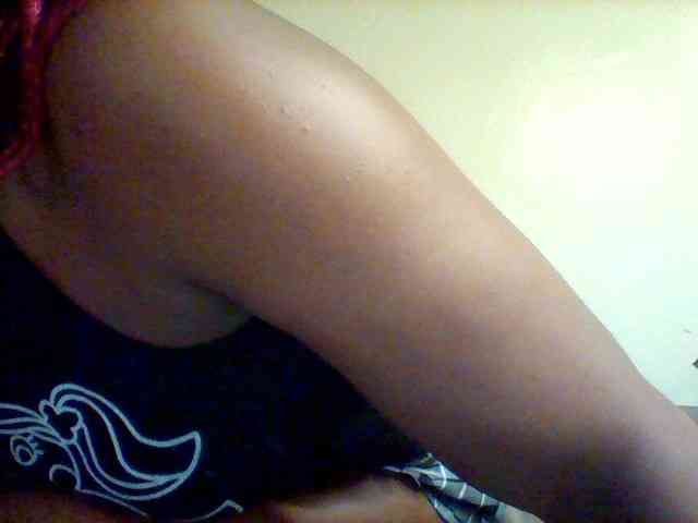 Sexxy-slim-honey webcam