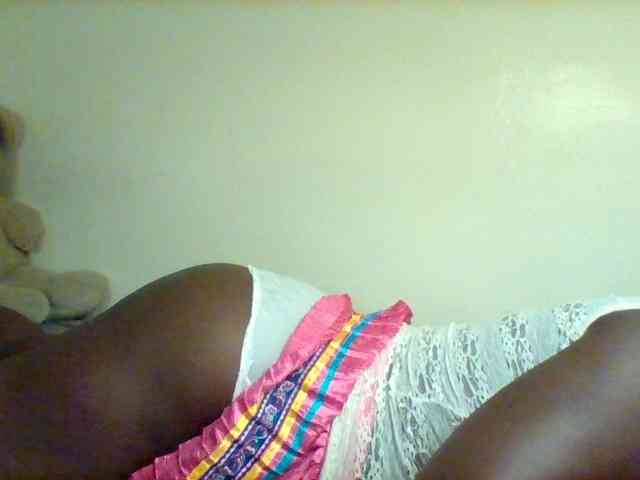 Sexxy-slim-honey webcam