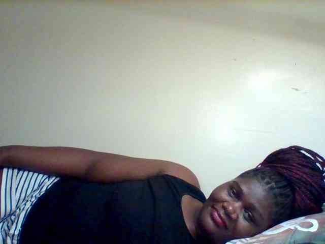 Sexxy-slim-honey webcam