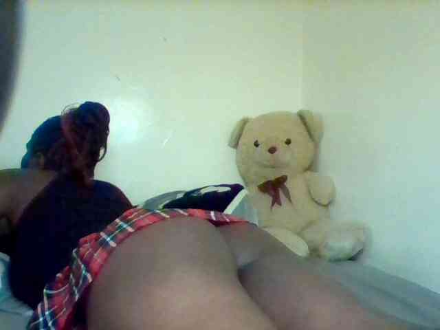 Sexxy-slim-honey webcam