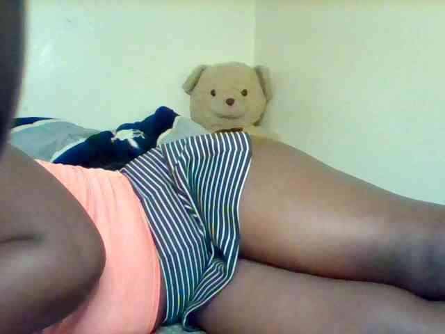 Sexxy-slim-honey webcam