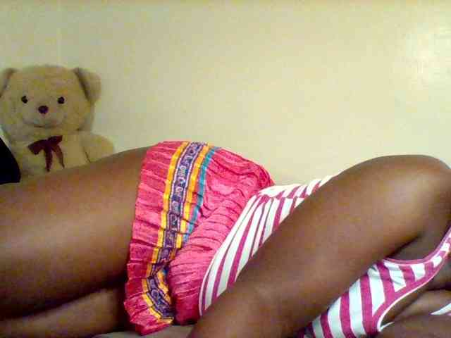 Sexxy-slim-honey webcam