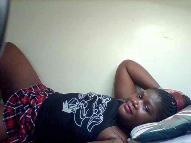 Sexxy-slim-honey webcam