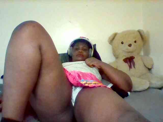 Sexxy-slim-honey webcam