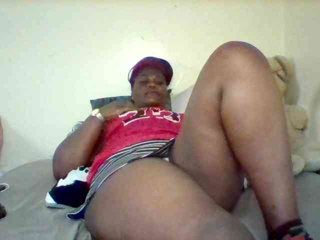 Sexxy-slim-honey webcam