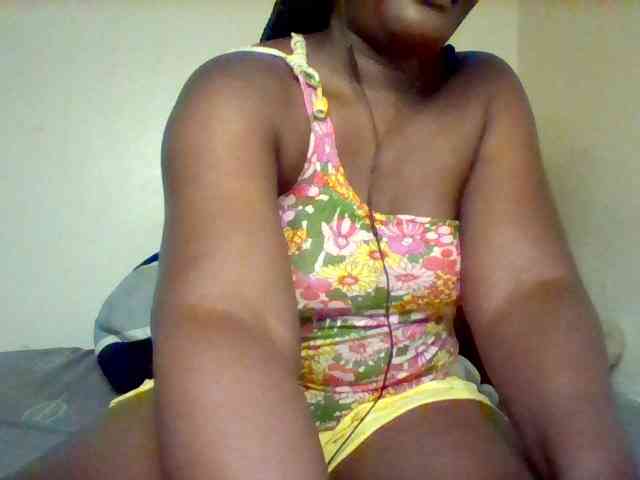 Sexxy-slim-honey webcam