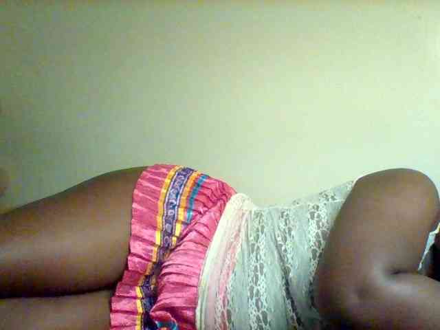 Sexxy-slim-honey webcam