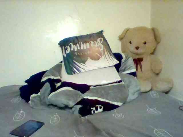 Sexxy-slim-honey webcam