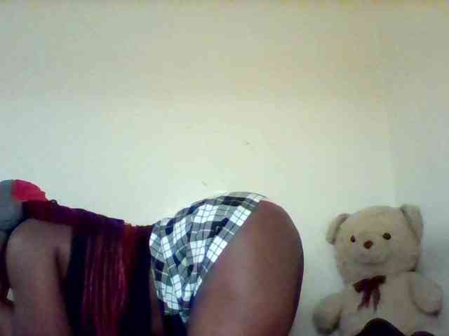 Sexxy-slim-honey webcam