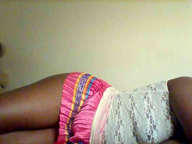 Sexxy-slim-honey webcam