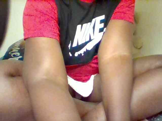 Sexxy-slim-honey webcam