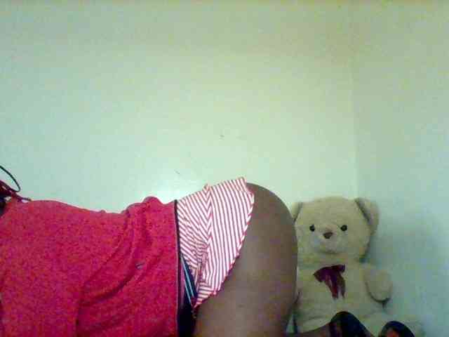 Sexxy-slim-honey webcam