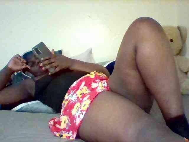 Sexxy-slim-honey webcam