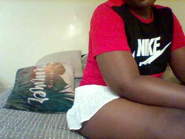 Sexxy-slim-honey webcam