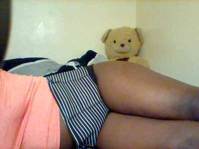 Sexxy-slim-honey webcam