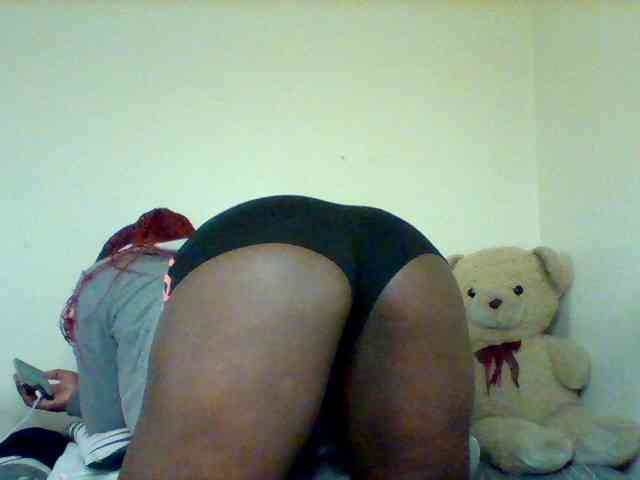 Sexxy-slim-honey Live Webcam on BongaCams