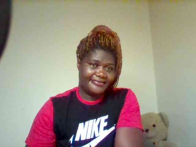 Sexxy-slim-honey webcam