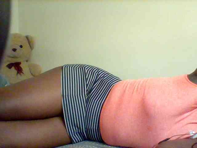 Sexxy-slim-honey webcam