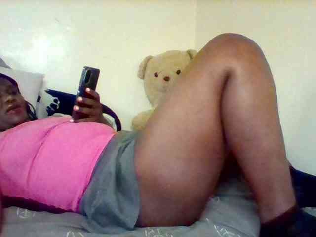 Sexxy-slim-honey webcam