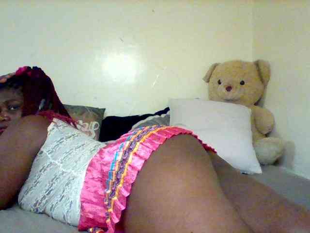 Sexxy-slim-honey webcam