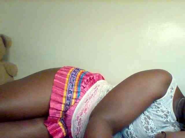 Sexxy-slim-honey webcam