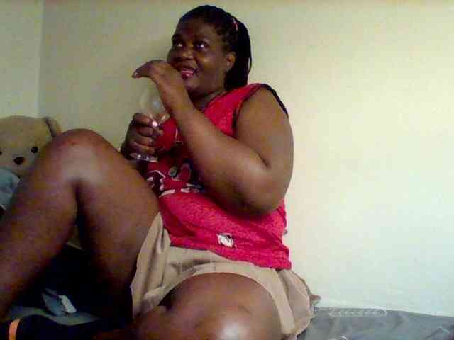 Sexxy-slim-honey webcam