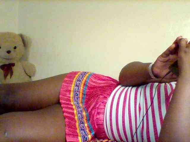 Sexxy-slim-honey webcam