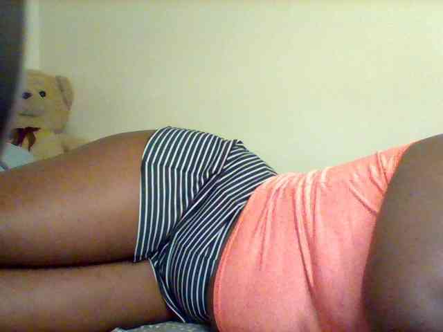 Sexxy-slim-honey webcam