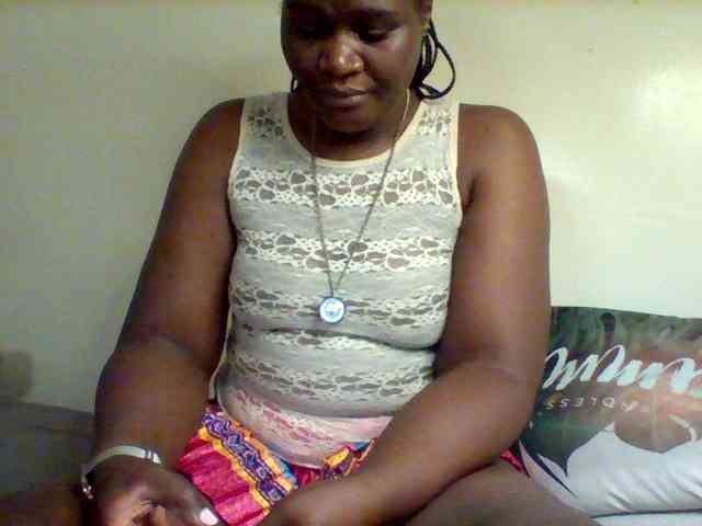 Sexxy-slim-honey webcam