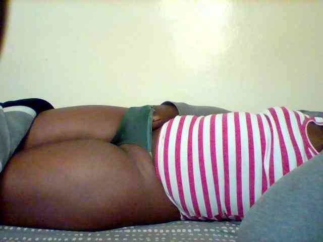 Sexxy-slim-honey webcam