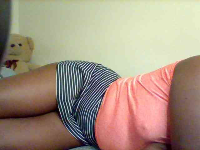 Sexxy-slim-honey webcam