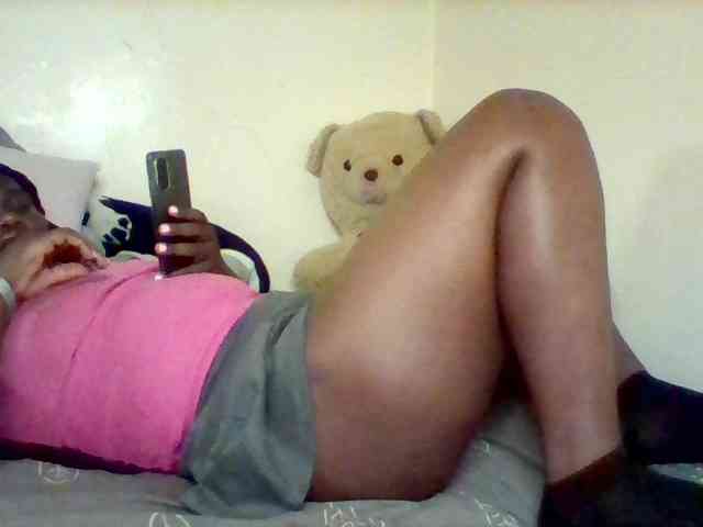 Sexxy-slim-honey webcam