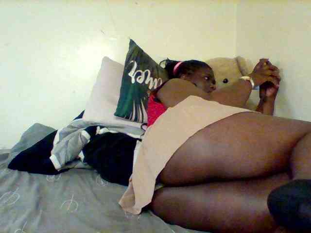 Sexxy-slim-honey webcam