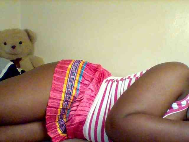 Sexxy-slim-honey webcam