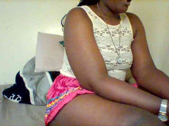 Sexxy-slim-honey webcam